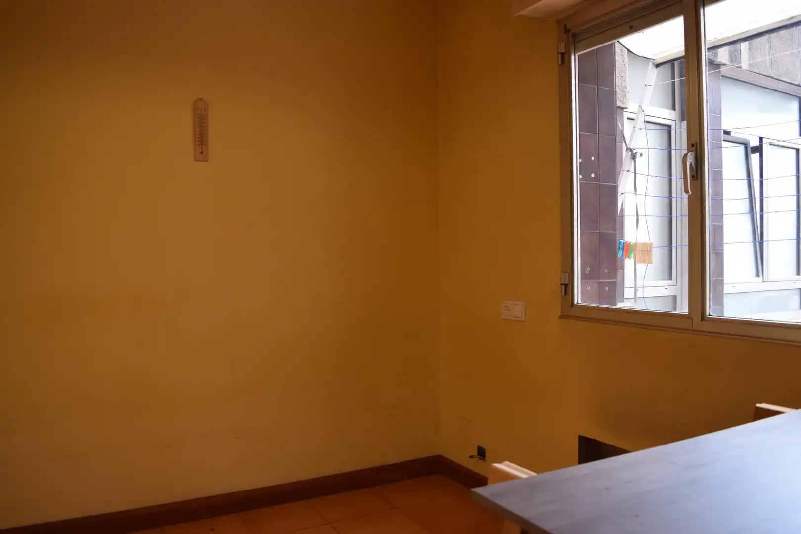 Dormitori de Pis en venda en Oviedo  amb Calefacció, Parquet i Traster