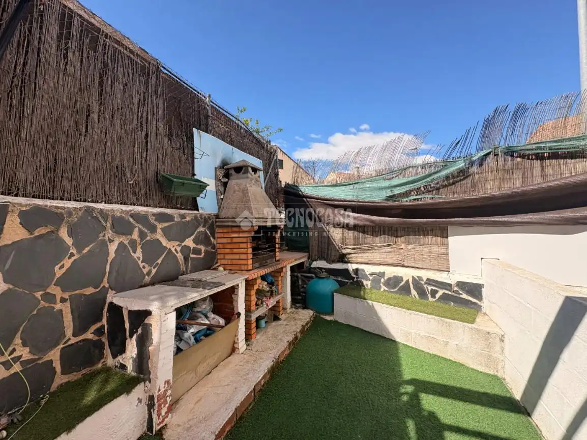 Terraza de Casa adosada en venta en Loeches