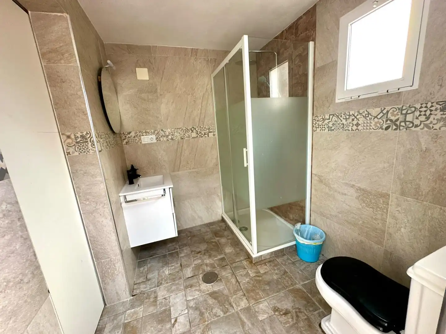 Chalet con piscina en venta en Calle Calle Clavel, imagen 11