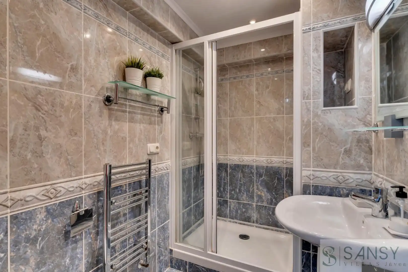 Bathroom of Houses for sale in Jávea / Xàbia  with Air Conditioner, Terrace and Storage room