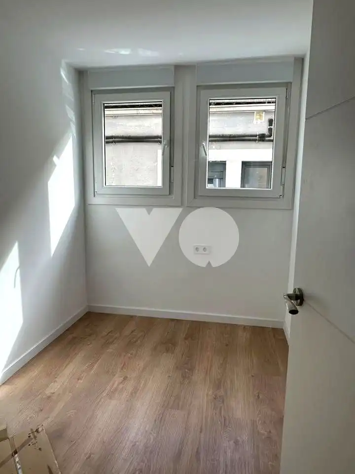 Erdgeschosswohnung mit Aufzug zum Verkauf in Calle de Vázquez de Mella, imagen 6