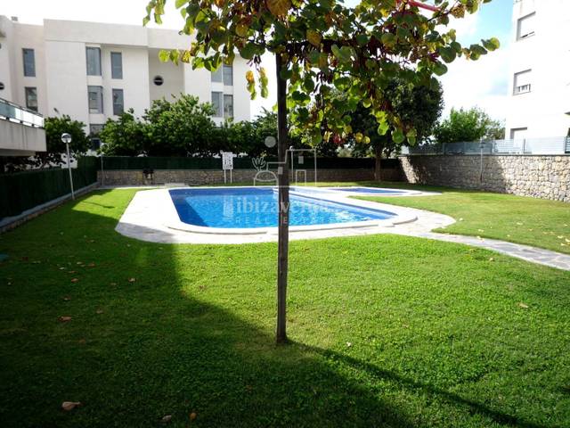 Piso en Alquiler en Pere Matutes Noguera en Ses Figueretes - Platja d'en Bossa - Cas Serres