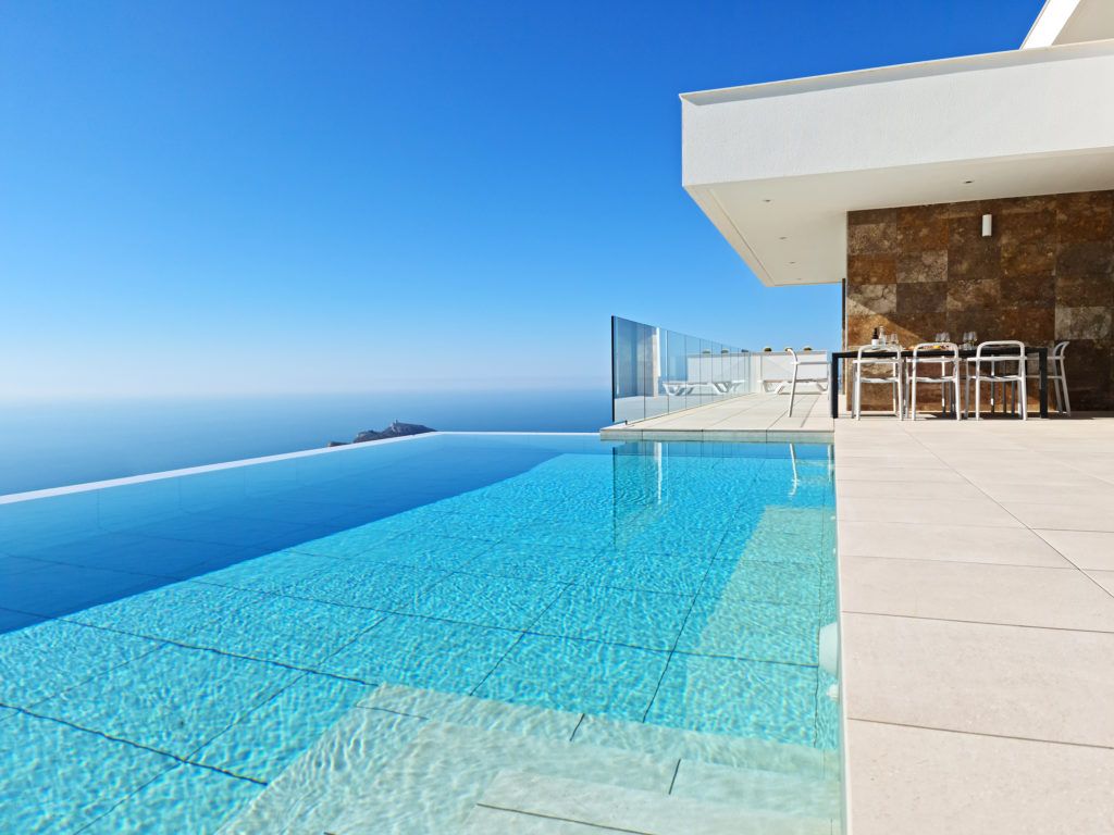 Piscina de Casa o xalet en venda en Benitachell / El Poble Nou de Benitatxell amb Aire condicionat, Calefacció i Jardí privat