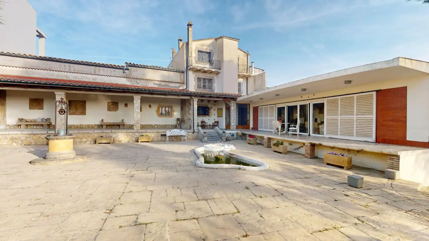 Vista exterior de Casa o chalet en venta en La Granada con Aire acondicionado, Calefacción y Terraza