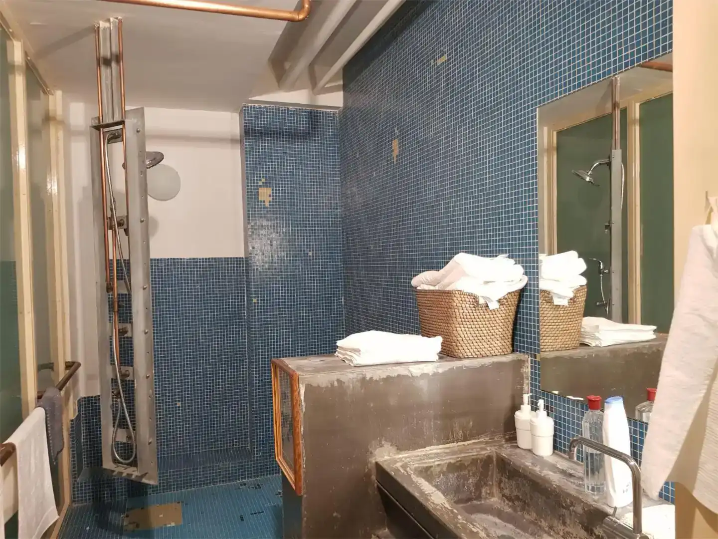 Baño de Loft de alquiler en Madrid con Aire acondicionado, Parquet y Amueblado