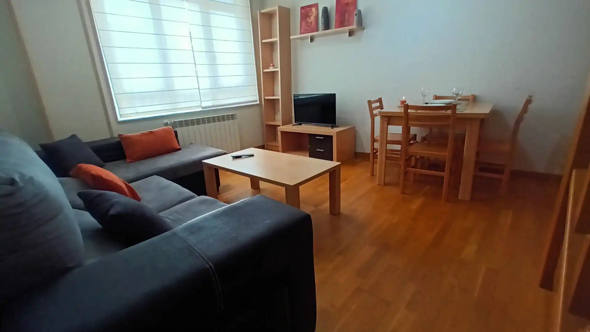 Wohnzimmer von Maisonette zur Miete in Lugo mit Heizung, Parkett und Möbliert