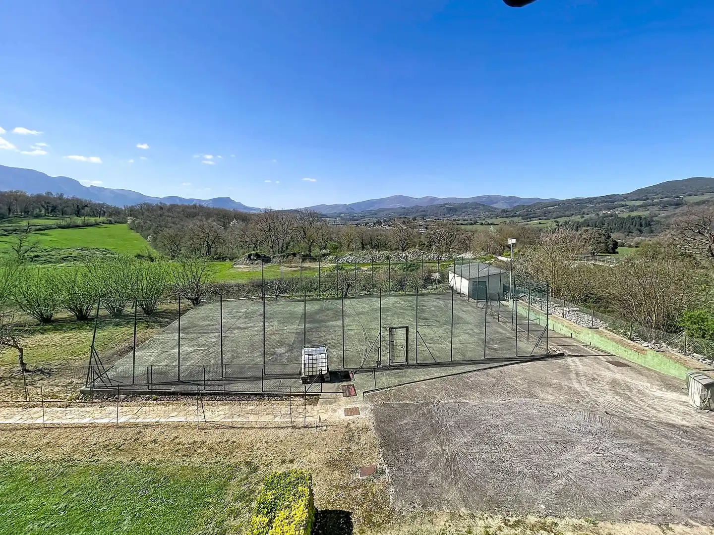 Jardí de Casa o xalet en venda en Valle de Mena amb Aire condicionat, Calefacció i Terrassa