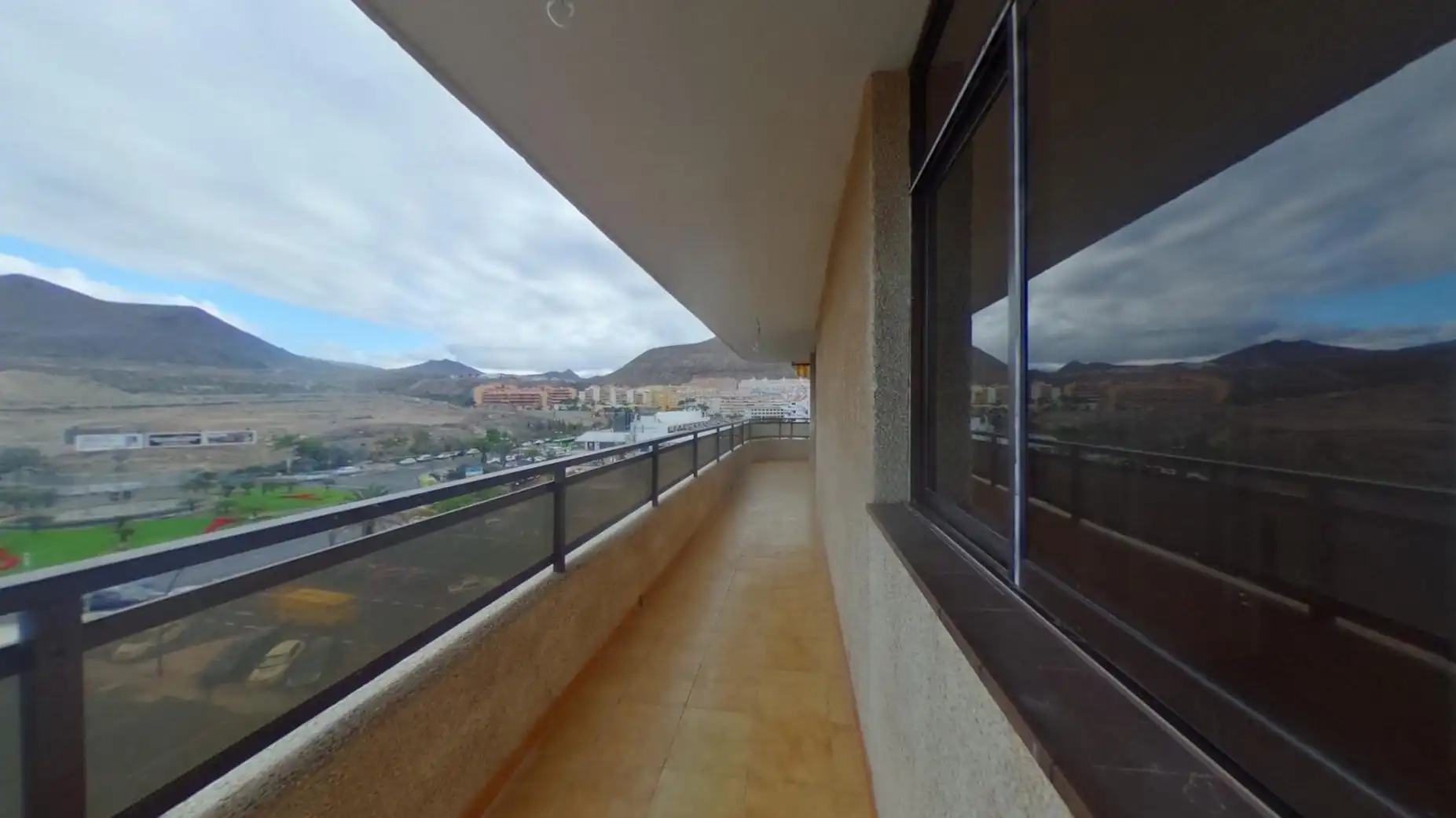 Terraza de Piso en venta en Arona con Balcón