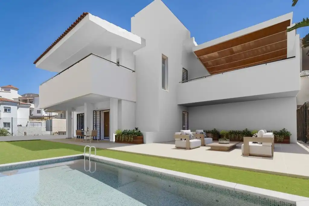 Chalet con piscina en venta en Mijas pueblo