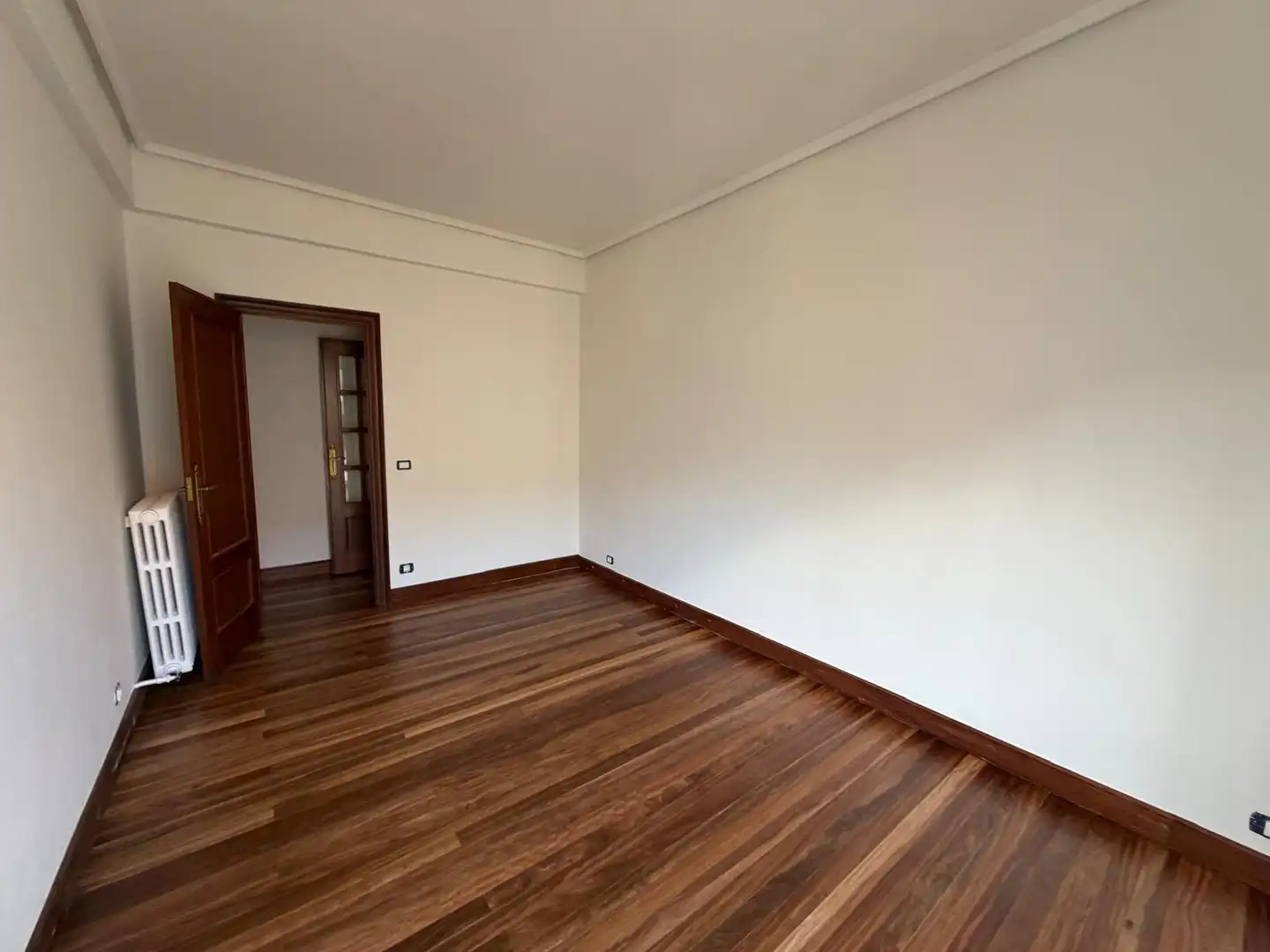 Schlafzimmer von Wohnung zur Miete in Bilbao  mit Heizung