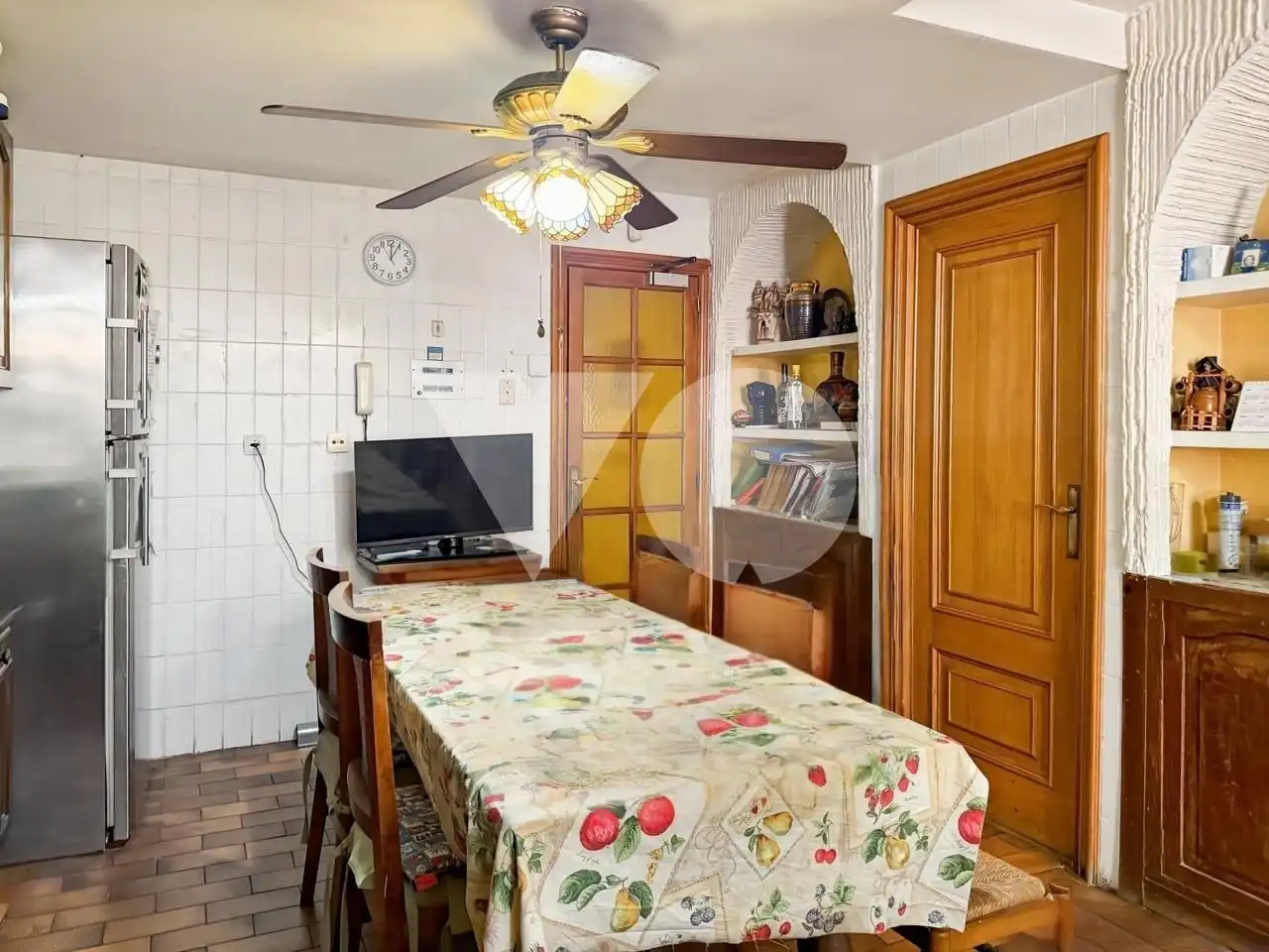 Cuina de Casa o xalet en venda en Madrid amb Calefacció, Jardí privat i Parquet
