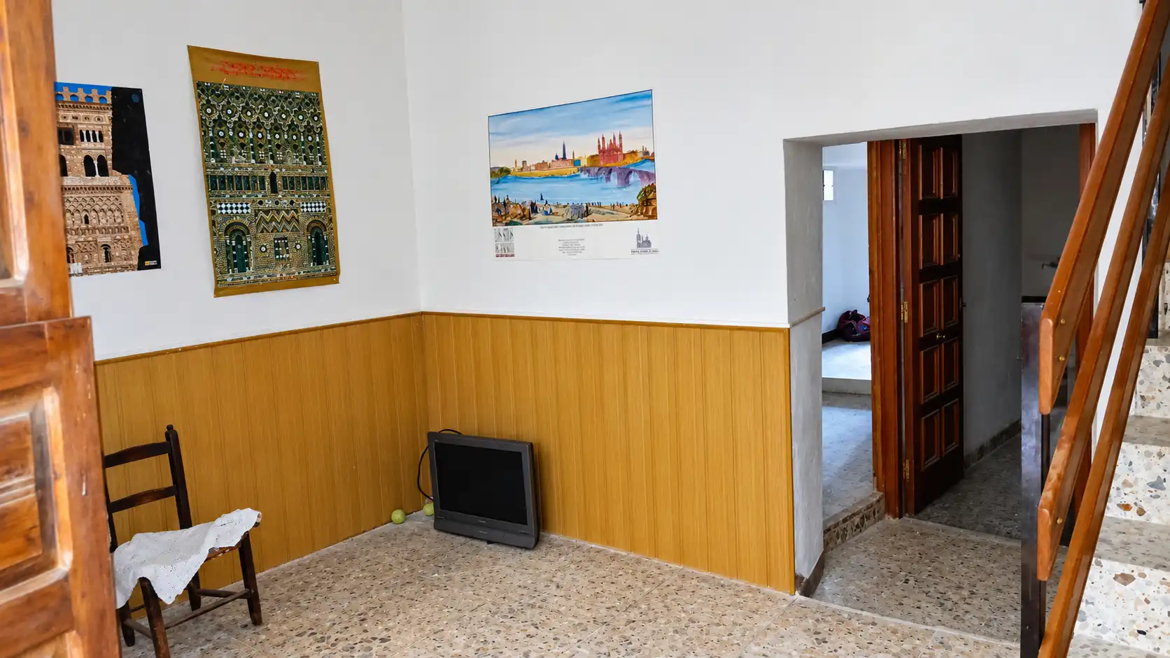 Casa adosada en venda en Torre del Compte, Teruel