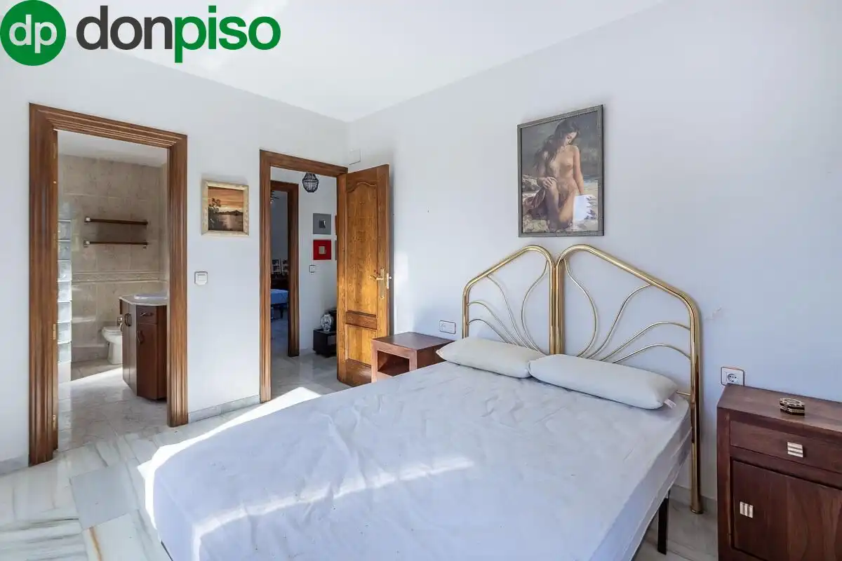 Detached house with pool for sale in Calle del Arache, imagen 20