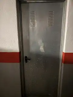 Storage room for sale in Almogía