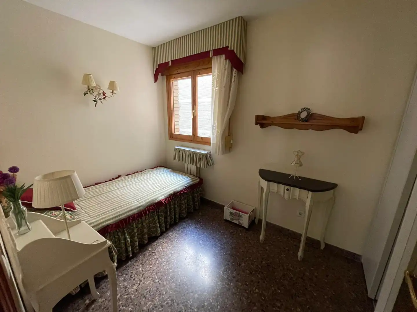Habitación de Piso de alquiler en Zaragoza con Aire acondicionado, Calefacción y Terraza