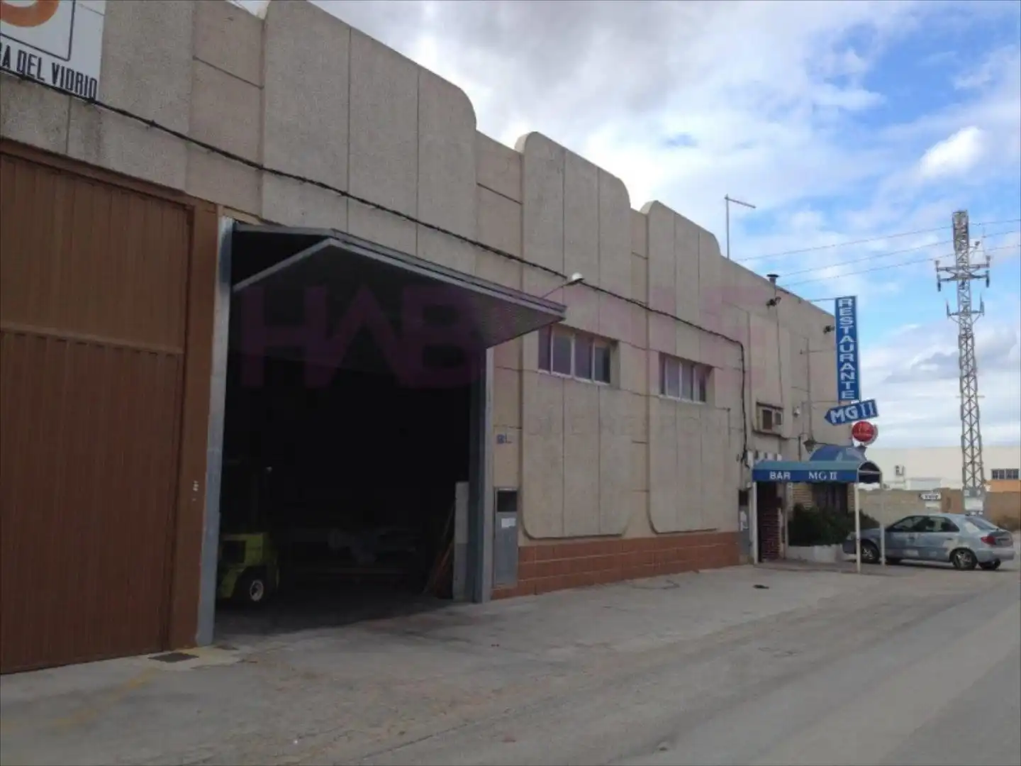 Industrial building to rent in Beniparrell