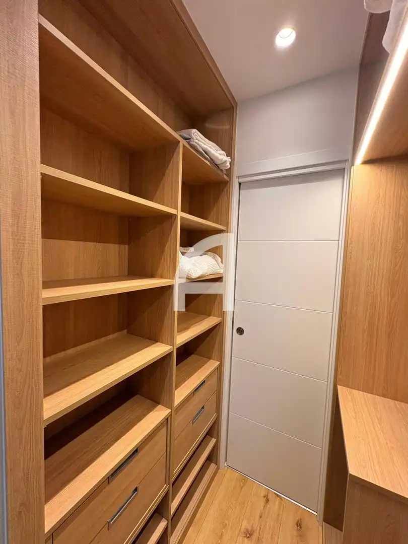 Habitación de Piso en venta en Madrid con Aire acondicionado y Calefacción