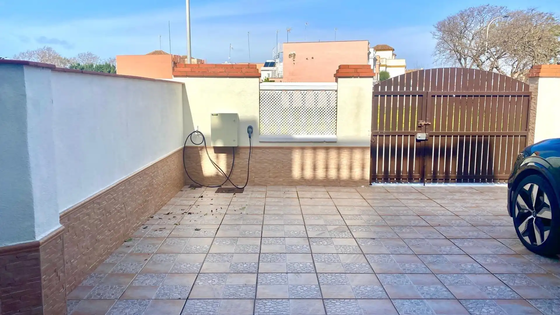 Terrassa de Casa adosada en venda en Chipiona amb Aire condicionat, Jardí privat i Terrassa