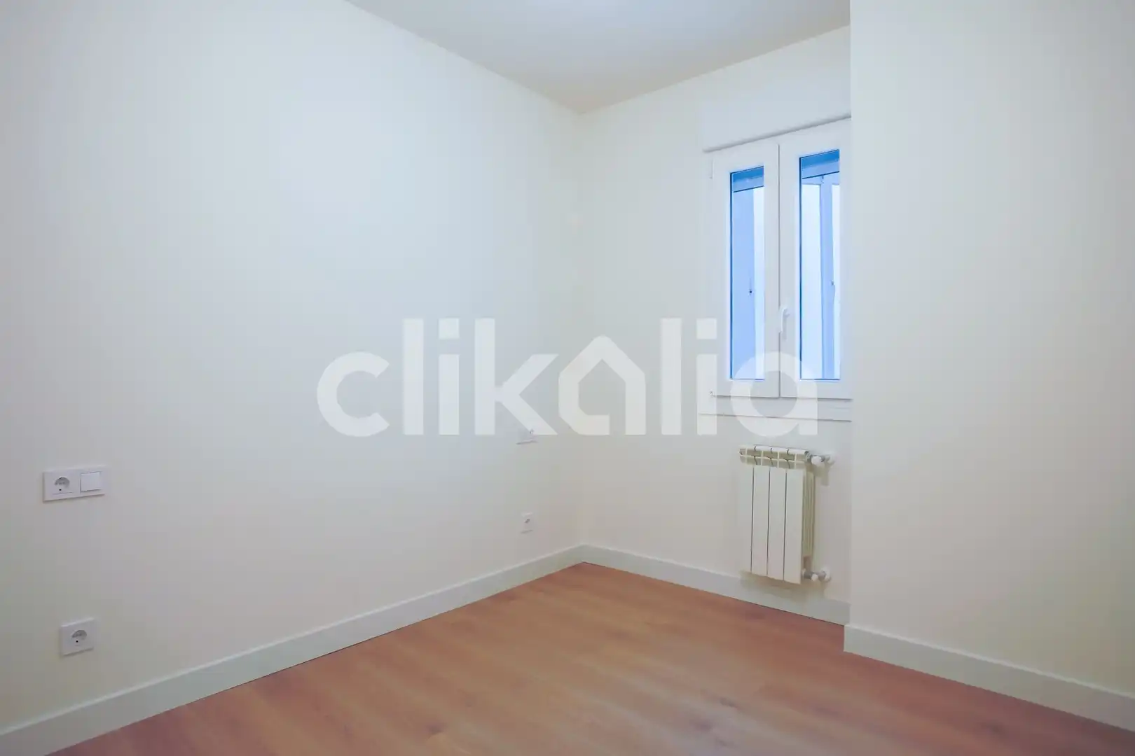 Habitación de Piso en venta en Madrid con Aire acondicionado y Calefacción