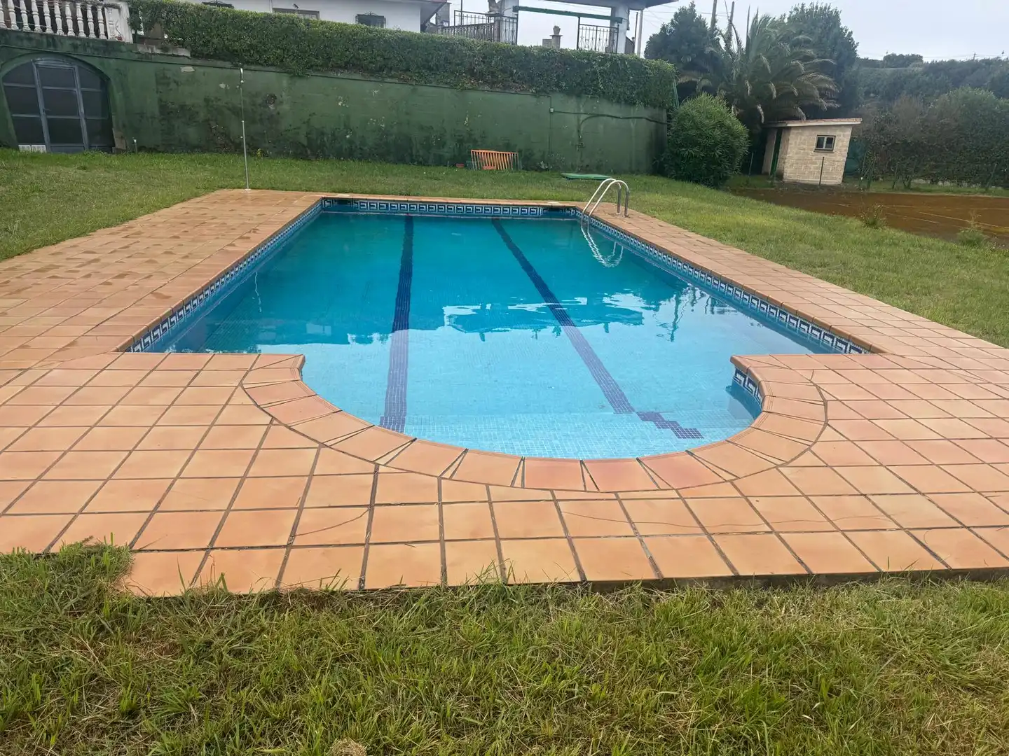 Piscina de Casa o chalet en venta en Gijón  con Calefacción y Piscina