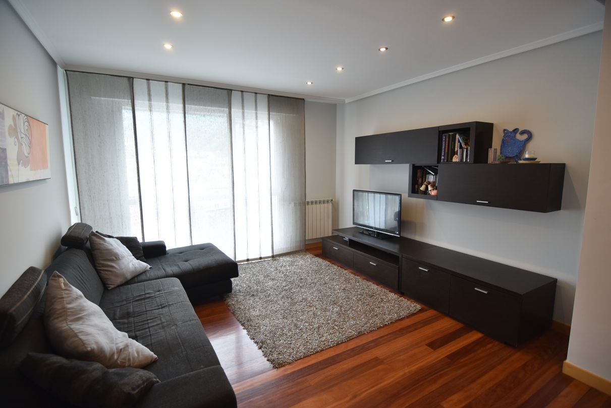 Living room of Flat for sale in Eibar  with Heating, Storage room and Furnished