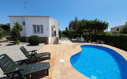 Swimming pool of Single-family semi-detached for sale in L'Estartit  with Air Conditioner, Heating and Private garden