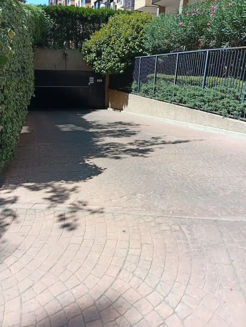 Einzelparkplatz mit Aufzug zum Verkauf in Calle del Bronce 21, imagen 3