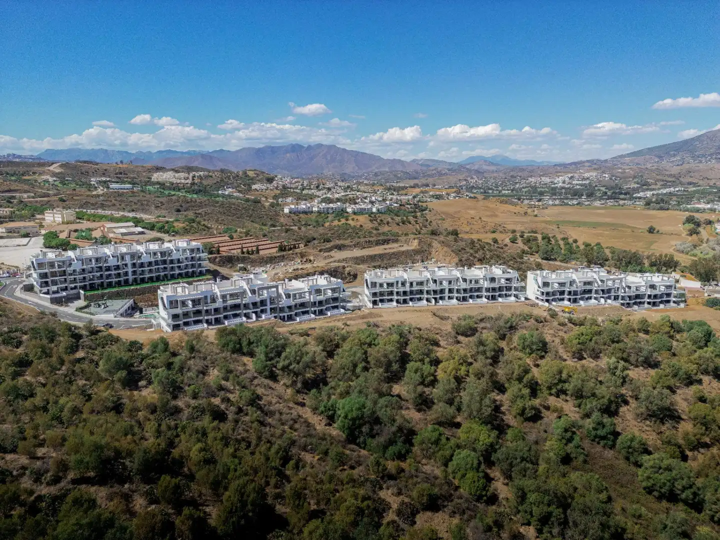Vista exterior de Apartament en venda en Mijas amb Aire condicionat, Calefacció i Jardí privat
