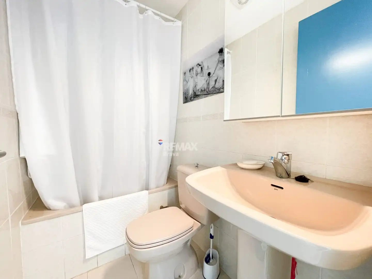Bathroom of Attic for sale in El Port de la Selva  with Air Conditioner, Heating and Terrace
