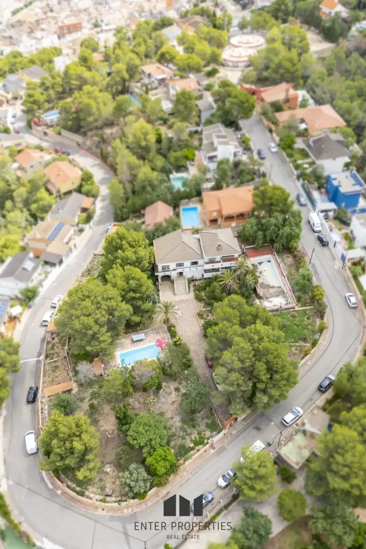 Villa avec piscine à vendre à Gilet, imagen 6