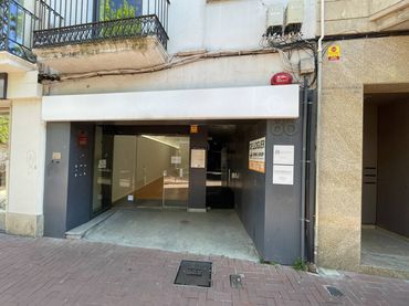 Local comercial en alquiler en Calle Font Vella