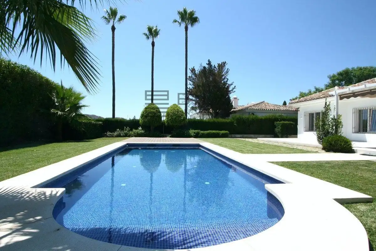 Piscina de Casa o xalet en venda en Mijas amb Aire condicionat, Terrassa i Traster