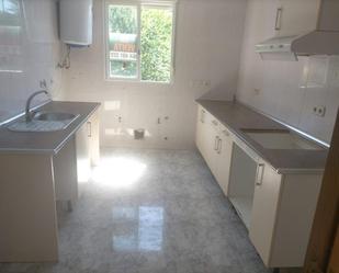 Kitchen of Flat for sale in Torres de la Alameda