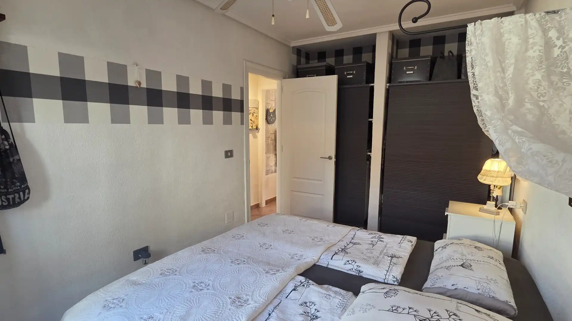 Habitación de Casa adosada en venta en Cartagena con Jardín privado, Terraza y Amueblado