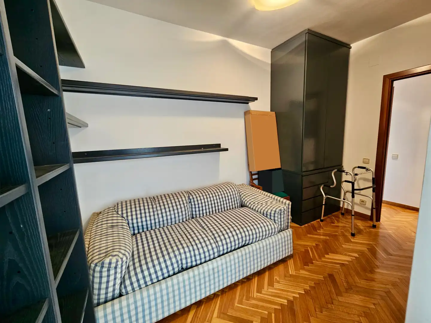 Sala de estar de Dúplex de alquiler en Sant Just Desvern con Aire acondicionado, Calefacción y Jardín privado