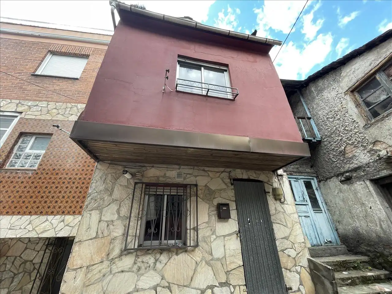 Vista exterior de Piso en venta en Guardo