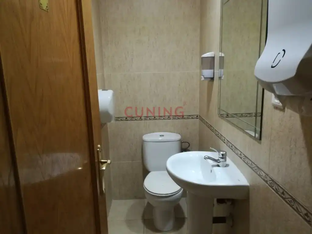 Business premises for sale in Casco Antiguo, imagen 7