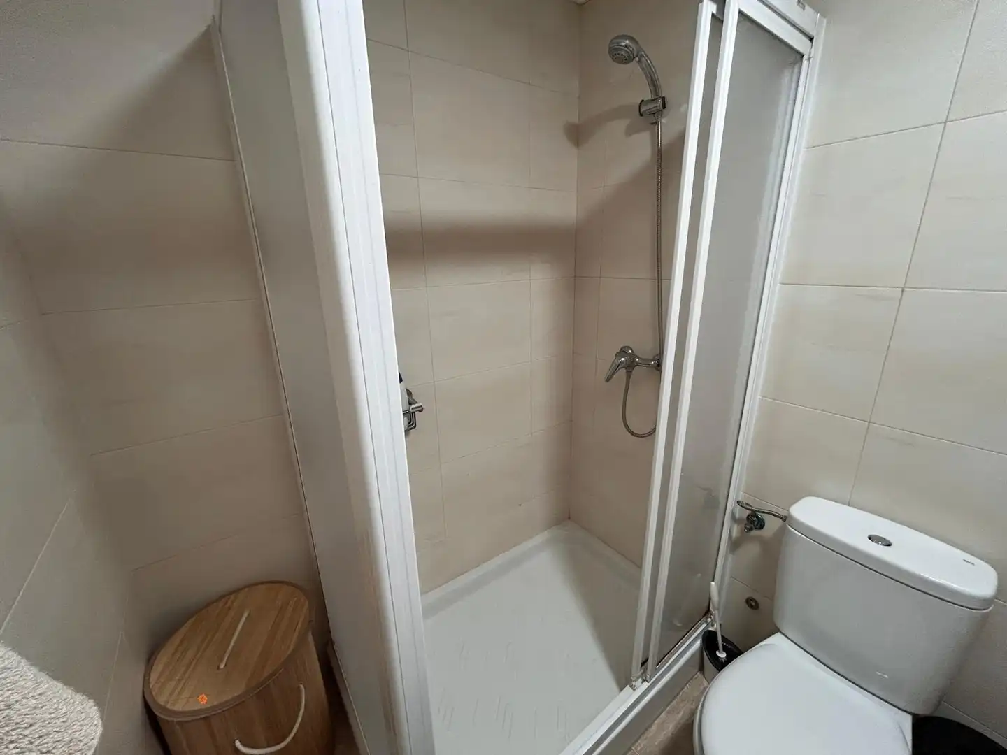 Bathroom of Flat for sale in Dolores  with Air Conditioner, Terrace and Furnished