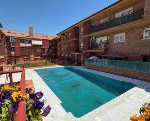 Piscina de Pis de lloguer en Galapagar amb Calefacció, Terrassa i Balcó