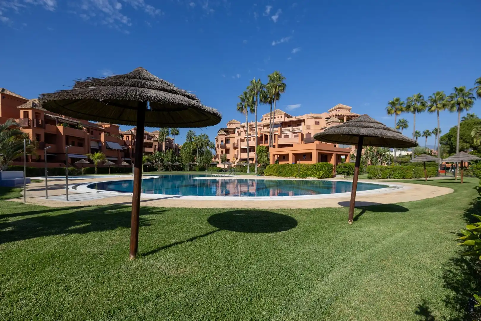 Garten von Dachboden zum Verkauf in Motril mit Klimaanlage, Terrasse und Abstellraum