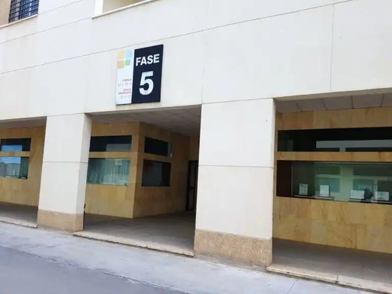 Nave industrial in vendita a Periurbano Oeste - Sierra, imagen 4