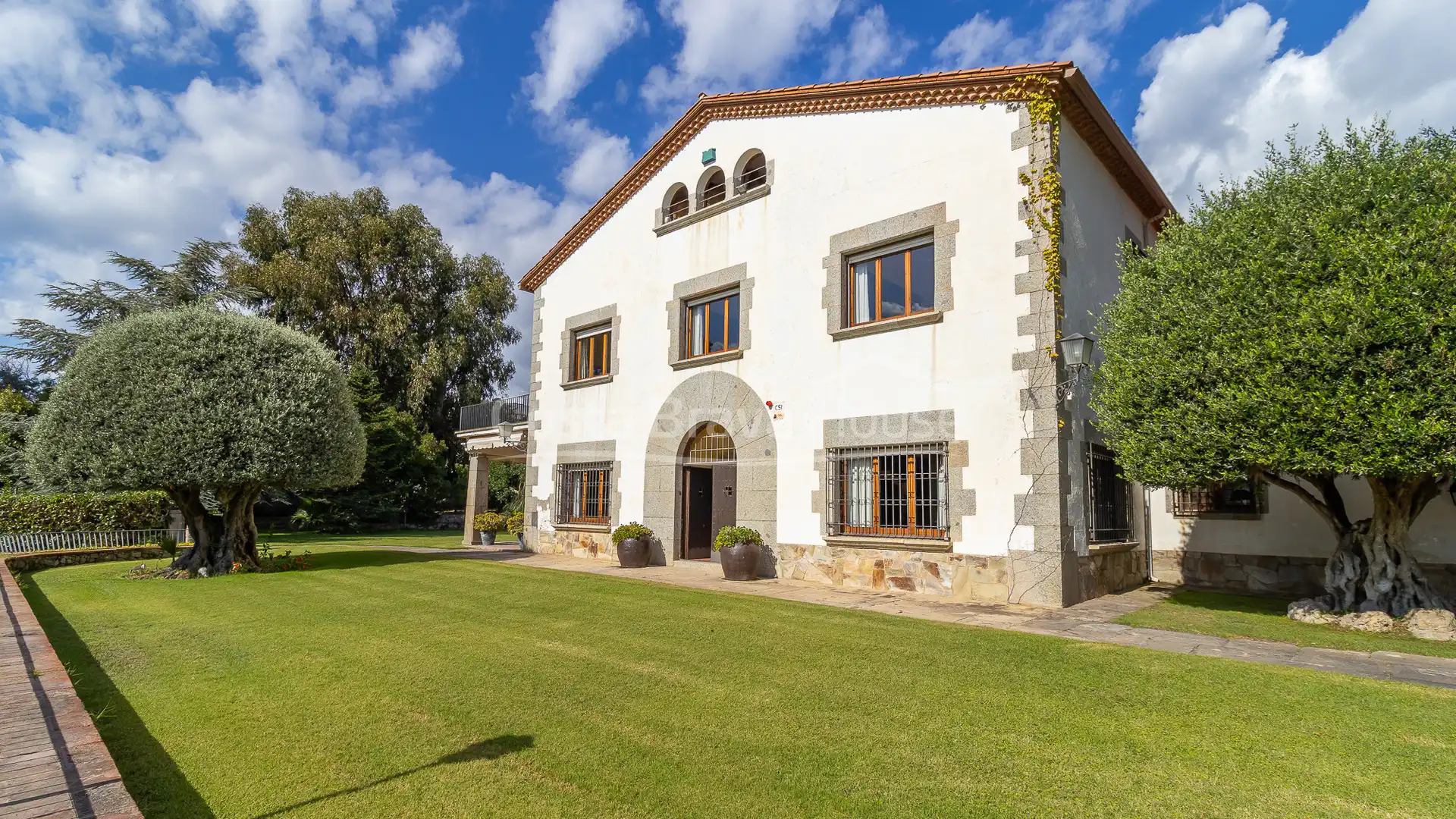 Vista exterior de Casa o xalet en venda en Sant Andreu de Llavaneres amb Calefacció, Jardí privat i Terrassa