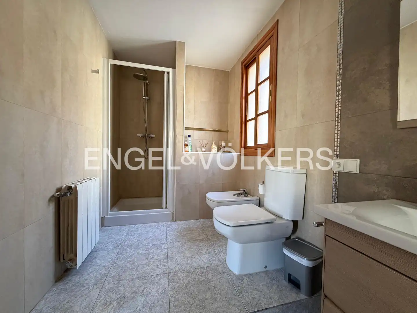 Bany de Casa o xalet de lloguer en Valencia amb Aire condicionat, Calefacció i Terrassa