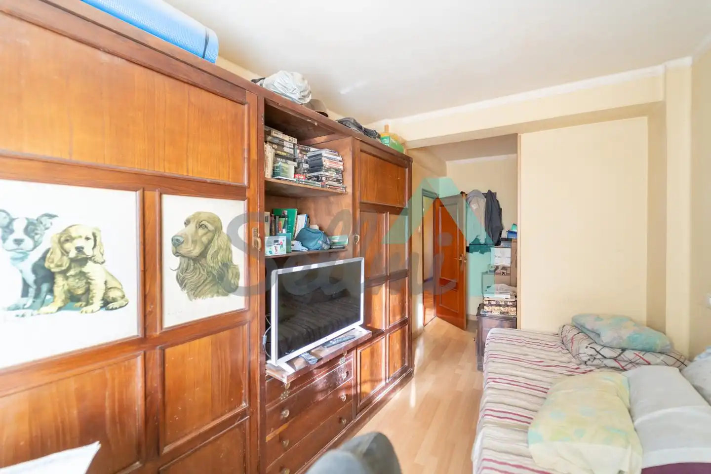 Sala d'estar de Pis en venda en Oviedo  amb Calefacció