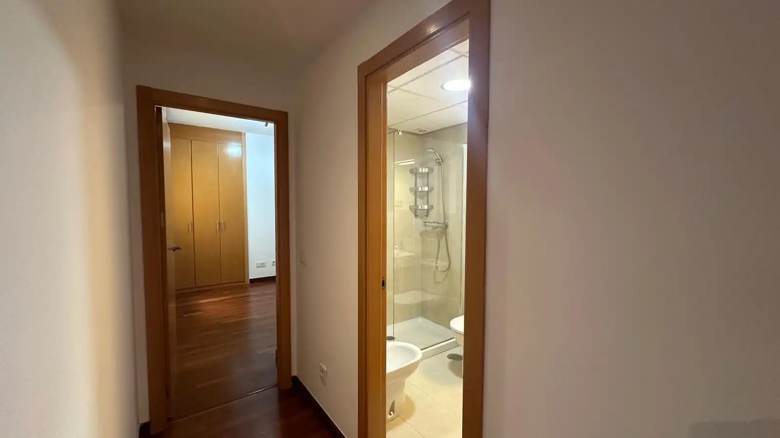 Badezimmer von Wohnung zum Verkauf in Mairena del Aljarafe mit Klimaanlage, Heizung und Terrasse