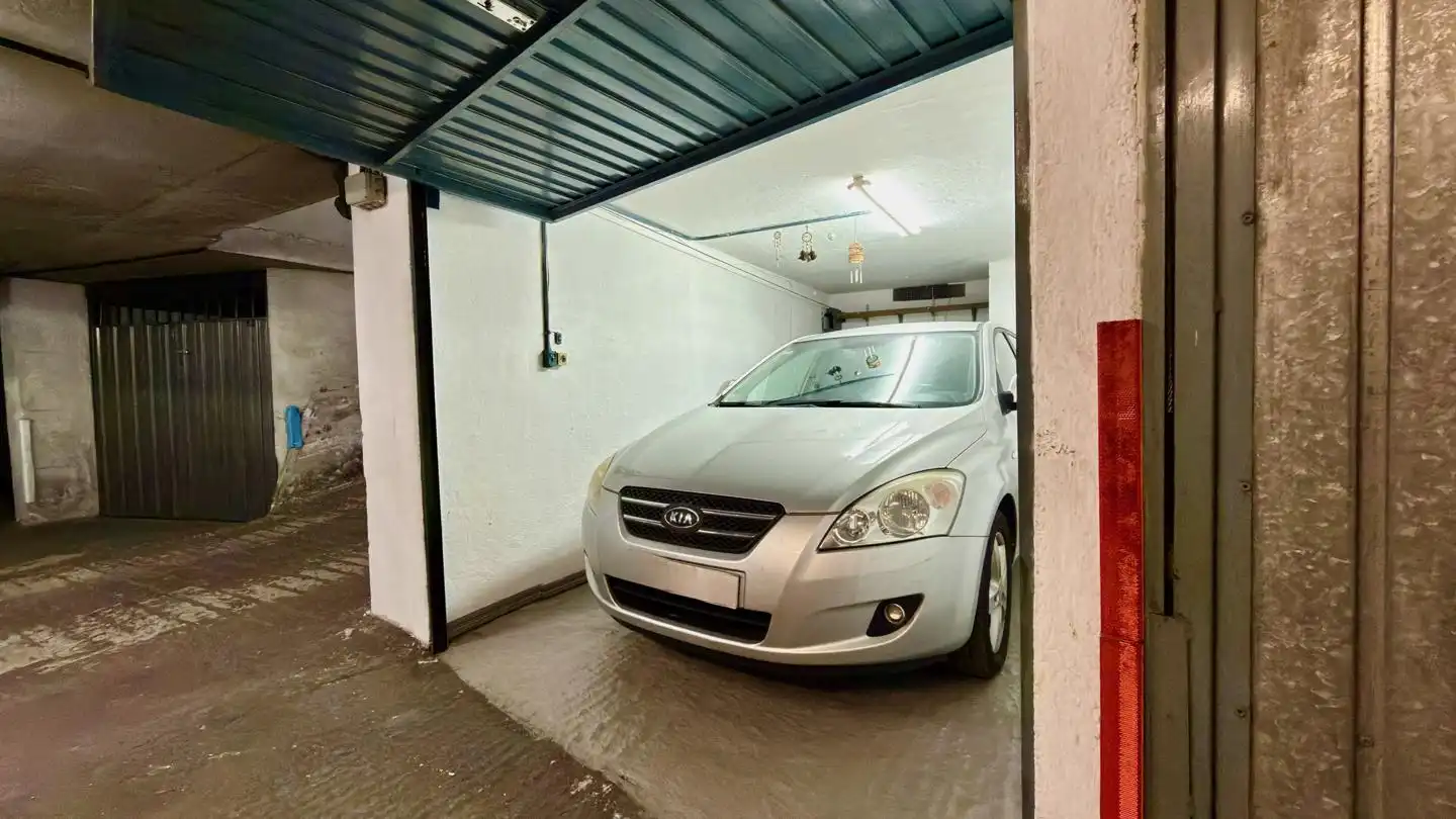 Parkplatz von Garage zum Verkauf in Eibar