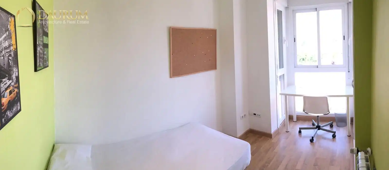 Bedroom of Flat for sale in Madrid  with Air Conditioner, Heating and Storage room
