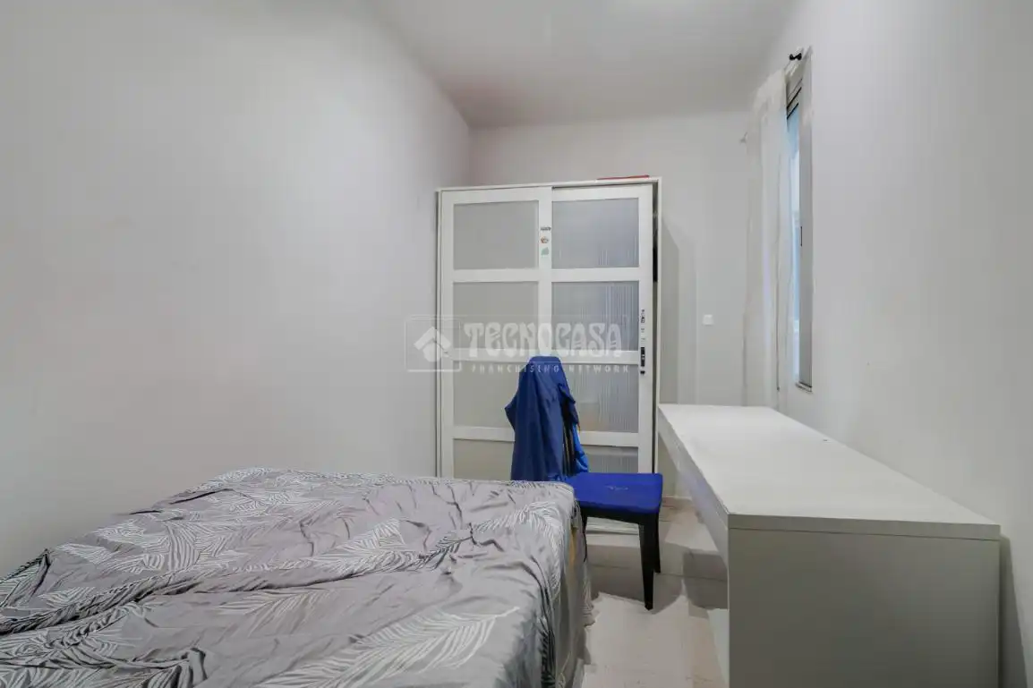 Habitación de Piso en venta en Barcelona con Balcón