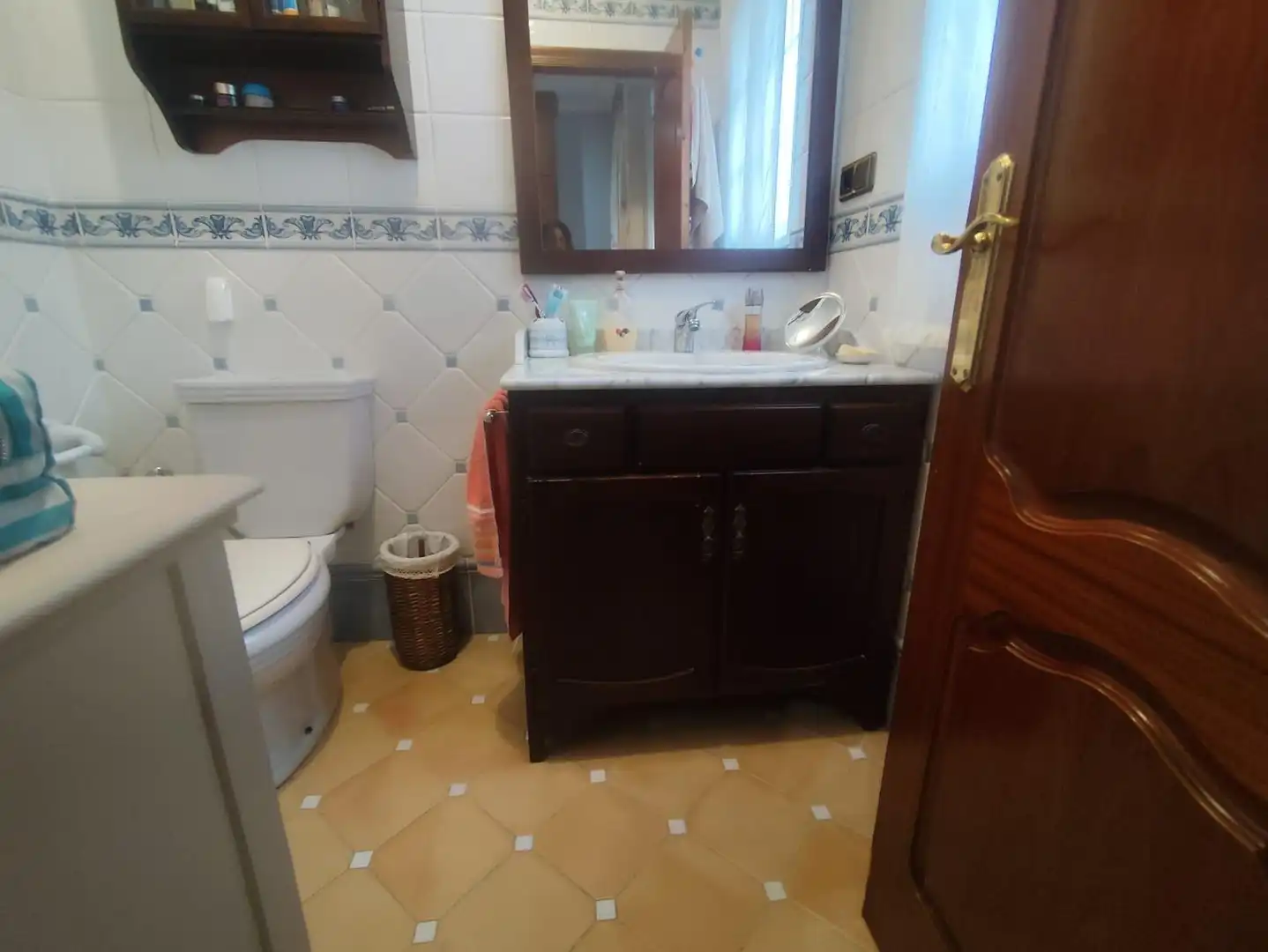 Bathroom of Houses for sale in Córdoba  with Air Conditioner, Terrace and Storage room