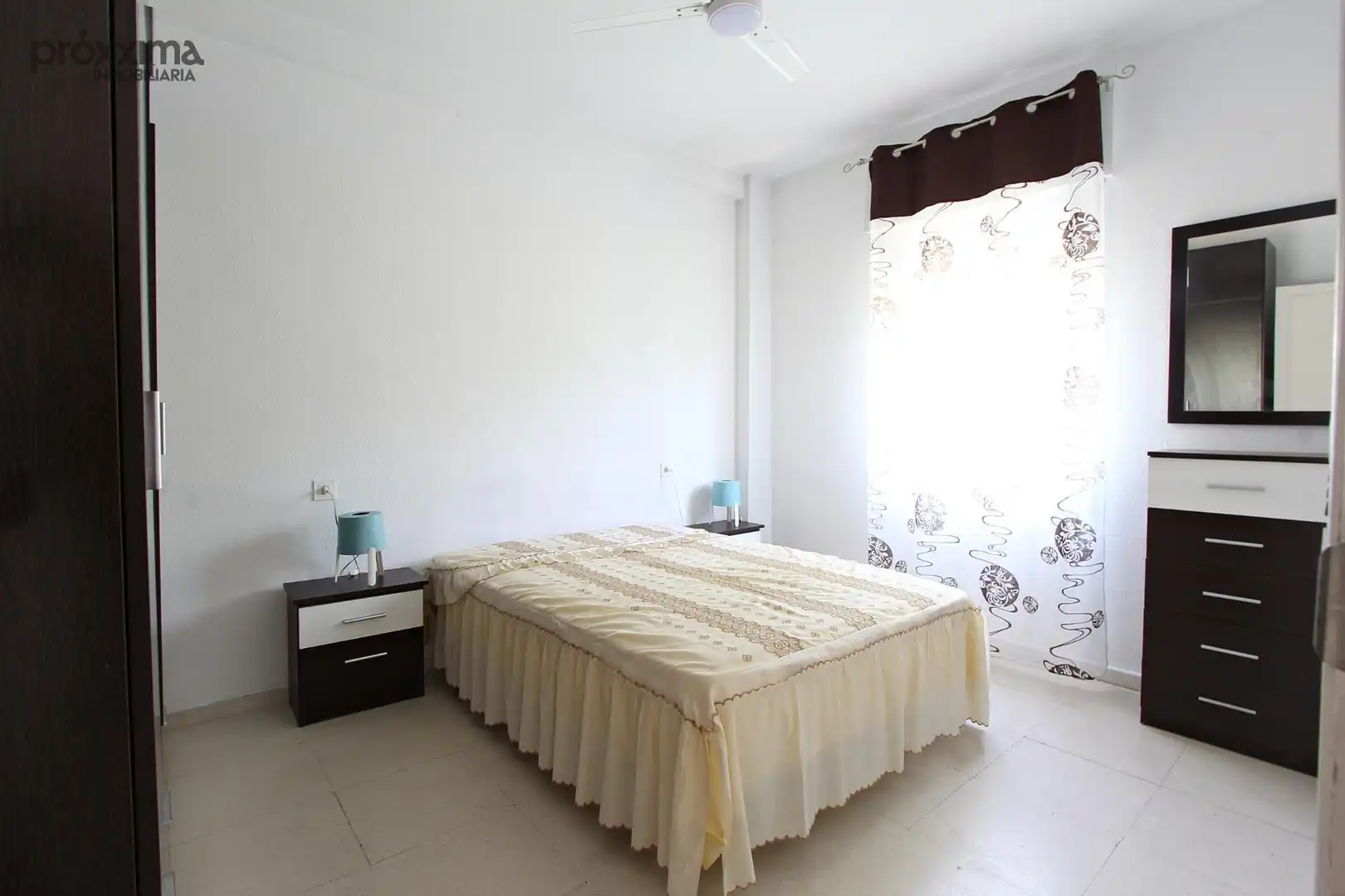Habitación de Piso en venta en Sevilla con Aire acondicionado y Balcón